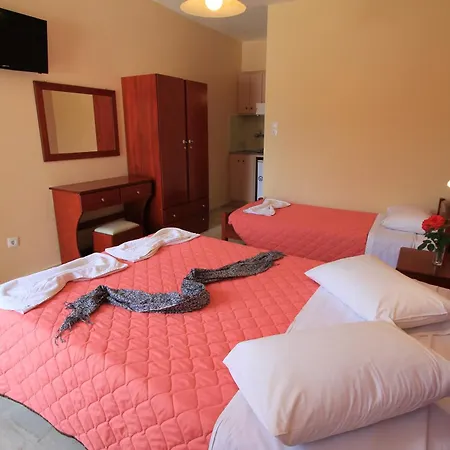 Hotel apartamentowy George Vasiliki