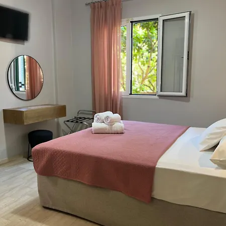 George Апарт-отель Василики