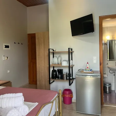 George Apartahotel