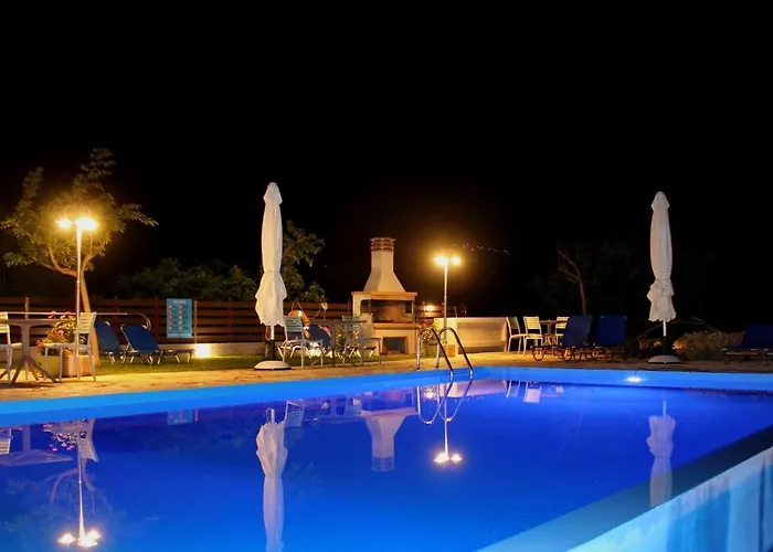 George Ξενοδοχείο με διαμερίσματα 3*